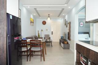 2 Bedrooms with Ocean View, 1 min walk to Beach - 0