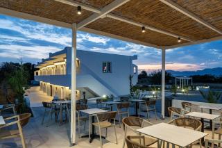 SolMare Premium Suites - 6