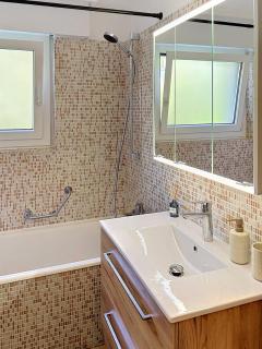 Balmi Mountain Apartment - 2BR - Sleeps 6 - 2