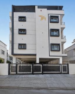 Blossom Service Apartment - 1