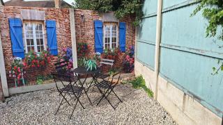 Beeston Bungalow - 7