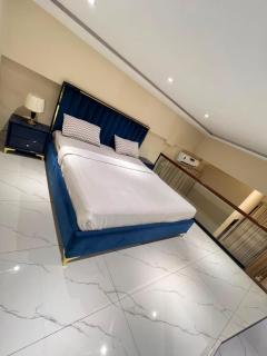 Mezzanine Heights - 7