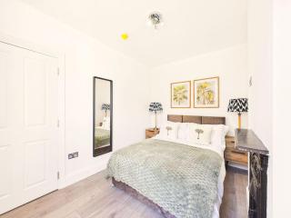 NEW Ridgway Home By Signature Stays - Central - FREE Parking - 3