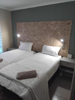 Travellodge - 8