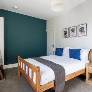 3 Br home perfect for big groups - 2