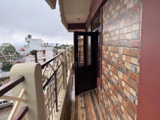 Mebaker View - 4