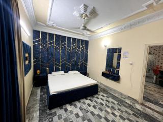 Decent Guest House - 2