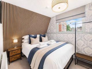 NEW High Street by Signature Stays - 2 Bedroom - Modern - 9