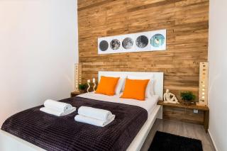 Cracow Best Location Apartment with Garden - 2
