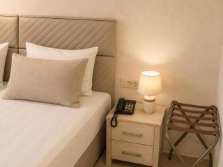 QALA Nizami Hotel - 4