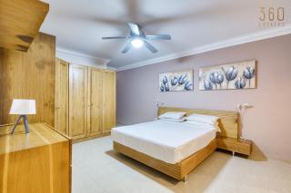 3BR Apartment in Sliema with Harbour Views and Terrace - 7