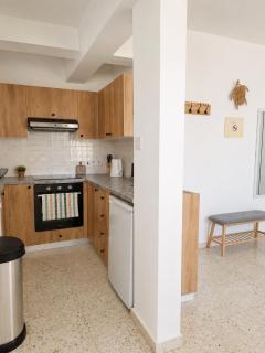 Aphrodite Apartment - 3