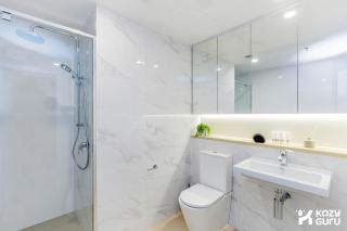 KozyGuru | Brisbane Cbd 2 Bed | Skytower - 1