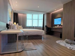 Atour Hotel (Baimaiquan Jinan Shuangshan Street) - 3