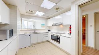 Vacationer Holiday Homes I Bright 2 Bedroom l Prime Location in JBR l Close to JBR Beach - Dubai - 5
