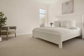 5BR Family Home Mins to Scarborough Beach - 8
