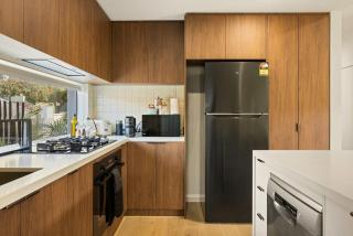 5BR Family Home Mins to Scarborough Beach - 2