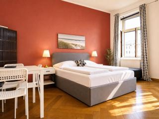 Lovely 1BR Apt. near AKH Hospital - 0