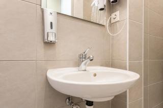 Gorgeous 1BR Apt near AKH Hospital - 5