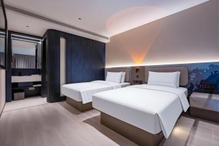 ATOUR LIGHT Hotel on Longtan Road, Tianwai Village, Tai'an - 1