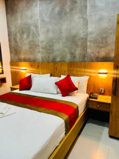 Bloom Hotel Lahore - 2
