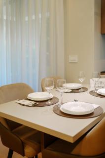 Four Seasons Lux Apartment - 7