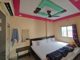 Shree shyam home stay - 1