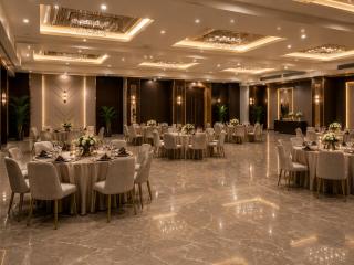 Crestmont Sunshine Hotel - 4