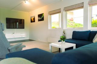 Spacious Aurora Apartment, King Beds - 2