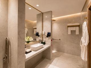 Naviti By Warwick Jeddah - 4