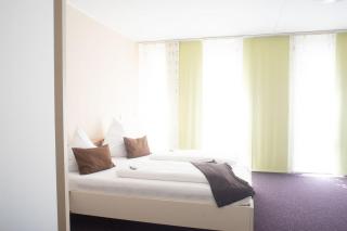 Lichtblick Hotel Garni - 1