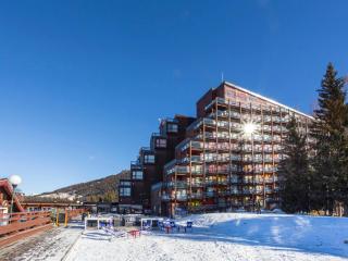 Studio rénové ski aux pieds avec balcon - FR-1-346-550 - 2