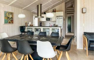 3 Bedroom Amazing Home In Humble - 7