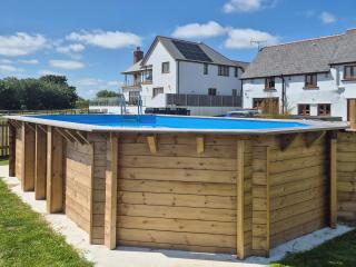 Four Seasons Cottage - Langtree - 9