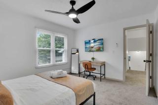 Remodeled 4BR Home Deck Fenced Yard Near Columbus - 8