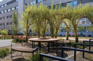 Modern Apartment in Cracow with Balcony, Desk and Parking by Noclegi Renters - 6
