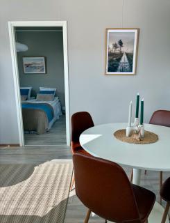 2ndhomes Cozy Central 2BR Apartment Sauna Balcony Parking - 2