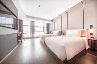 Atour Hotel Guiyang Guanshan Lake Park - 4