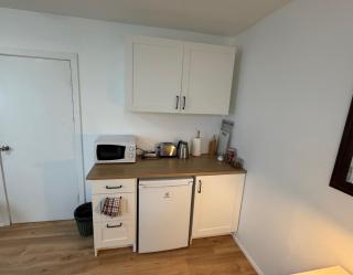 The Solo Traveler's Suite - 8