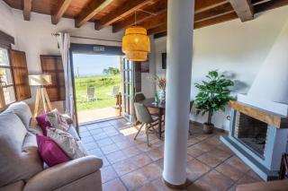 Rural Villa with Sea Views - 4