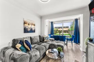 Cambridge Charm - Stylish & Pet Friendly - 5