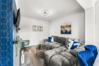 Cambridge Charm - Stylish & Pet Friendly - 4