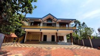 Mansion House Retreat Homestay - Siddapur - 1