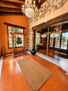 Hotel El Rancho - 3