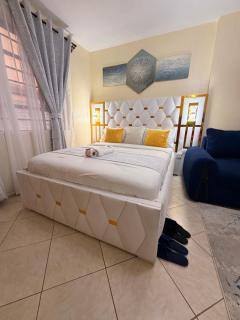 Blue crib - 4