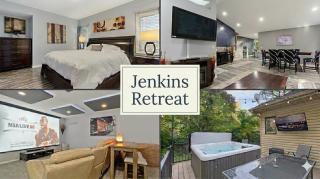 Jenkins Retreat-5BR, hot tub, theater, near TPC NSC - 0