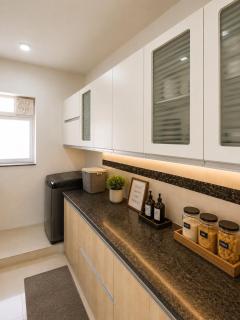 Golden Ark 2BHK Near KIMS Health , Lulu Mall, Trivandrum Airport - 5