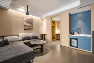 Atour S Hotel Xining Haihu New District SDIC Plaza - 8