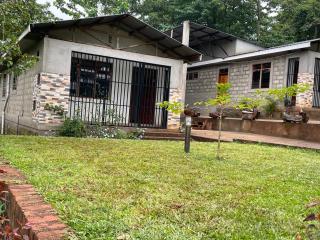 Nakak Ande Guest Farm & Overland Stop - 4