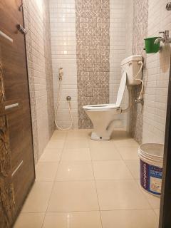 Gourinandan Lodge - Near Jagannath Temple & Puri Sea Beach with AC & Non AC Spacious Rooms - 1